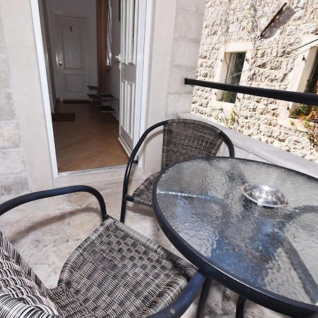 Vila Kula 1830 Apartments Херцег Нови Екстериор снимка