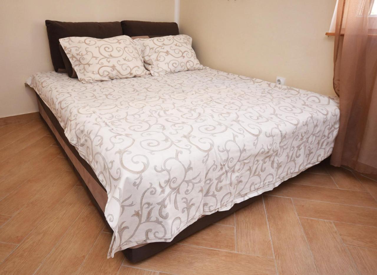 Vila Kula 1830 Apartments Херцег Нови Екстериор снимка